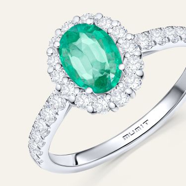 Anillos de compromiso de esmeralda