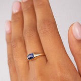 Anel de safira Seal Amar em ouro amarelo 18 K