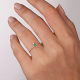 Sortija Crown Marquise de Esmeralda en Oro Amarillo de 18 Kt