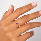 Anel Crown Marquise Ruby em ouro amarelo 18K