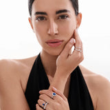 Anel Tressa Safira e Diamante em Ouro Branco 18 K