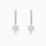 Brincos de argola com diamantes em ouro branco 18K