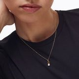 Charm Pingente de chupeta em pérola de ouro amarelo 18K
