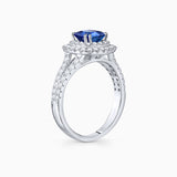 Sortija Dreams of Ceylon de Zafiro Talla Cushion y Diamantes en Oro Blanco de 18 Kt
