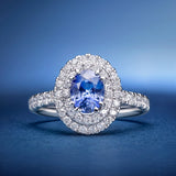 Sortija Dreams of Ceylon de Zafiro Talla Oval y Diamantes en Oro Blanco de 18 Kt