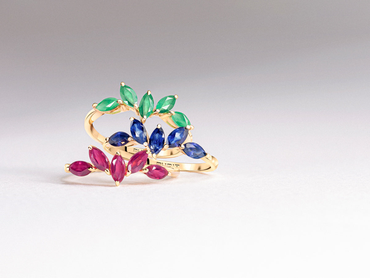 Anillos con piedras preciosas en oro de 18 Kt