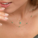 Colar Stud Colors com Esmeraldas em Ouro Amarelo 18 K