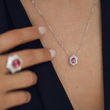 Gargantilha Petra Turmalina Rosa e Diamante em Ouro Branco 18K