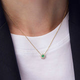 Gargantilha Astrid Esmeralda e Diamante em Ouro Amarelo 18 K