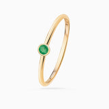 Anel de pino Colors com esmeralda em ouro amarelo 18 K