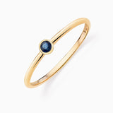 Sortija Stud Colors de Zafiro en Oro Amarillo de 18 Kt