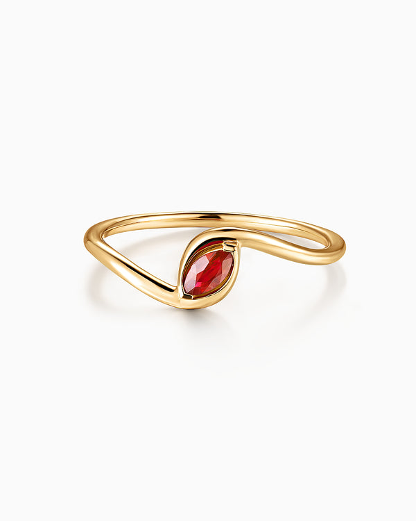 Sortija Liora Élan de Rubí en Oro Amarillo de 18 kt