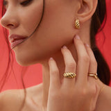 Anel Duomo Twist L em ouro amarelo 18 K