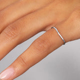 Anel Wave Diamond em ouro branco 18 K