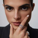 Anel de diamantes Eternity Colors com safiras em ouro branco 18 K