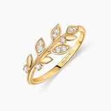 Dafne Diamond Ring in 18k Yellow Gold