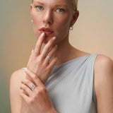 Dafne Diamond Ring in 18k White Gold