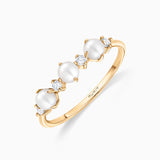 Sortija Media Alianza Midnight Holly de Perlas y Diamantes en Oro Amarillo de 18 Kt