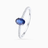 Sortija Caeli de Zafiro Oval y Diamantes en Oro Blanco de 18 Kt