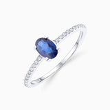 Sortija Caeli de Zafiro Oval y Diamantes en Oro Blanco de 18 Kt