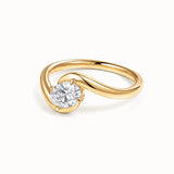 Sortija Liora Onda de Diamante en Talla Oval en Oro Amarillo de 18 kt