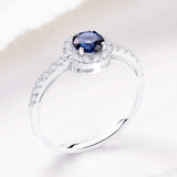 Sortija Anette de Zafiro y Diamantes en Oro Blanco de 18 Kt