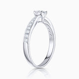 Solitario Always Pavé de Diamantes 0,68 Cts. en Oro Blanco de 18 Kt