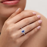 Anel de safira e diamante Nicole Pavé 0,56 Cts. em ouro branco 18 Kt