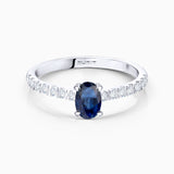 Sortija Ivy de Zafiro y Diamantes 0,32 Cts. en Oro Blanco de 18 Kt