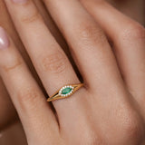 Anel Ever Emerald e Diamante em Ouro Amarelo 18 K