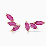 Brincos Tri-Marquise Ruby Climber em ouro amarelo 18K