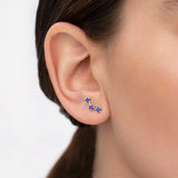 Brincos Essentials in Colors Sapphire Climber em ouro branco 18K