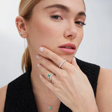 Pendientes Infinite Bonds en Oro Amarillo de 18 Kt