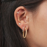 Pendientes Line en Oro Amarillo de 18 Kt