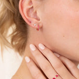 Brincos Eternity Colors Bold Ruby em ouro rosa 18K