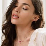 Brincos Eternity Colors Bold Ruby em ouro rosa 18K