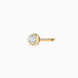 Pendiente Piercing Bezel Stud de Diamante en Oro Amarillo de 18 Kt