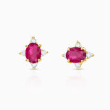 Pendientes Crown Oval de Rubí en Oro Amarillo de 18 Kt
