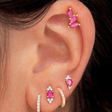 Brinco de piercing oval Crown II Ruby em ouro amarelo 18K