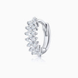 Brinco de piercing de cruz de diamante em ouro branco 18K