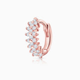 Brinco de piercing de cruz de diamante em ouro rosa 18K