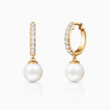 Brincos de argola Holly Pearl e diamante em ouro amarelo 18K