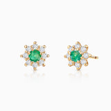 Brincos Astrid Esmeralda e Diamante em Ouro Amarelo 18 K
