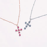 Pingente Cruz Gaia com Safiras e Diamantes em Ouro Branco 18 Kt