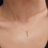 Charm Colgante Rayo M de Diamantes en Oro Amarillo de 18 Kt