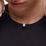 Charm Colgante Perla Lágrima M de Diamante en Oro Amarillo de 18 Kt