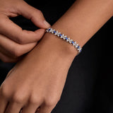 Pulsera Jasmine de Zafiros y Diamantes en Oro Blanco de 18 Kt
