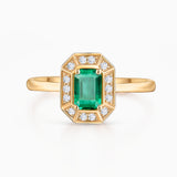 Anel Art Deco Helen com Esmeralda e Diamantes em Ouro Amarelo 18K
