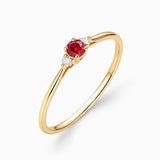 Sortija Bonnie de Rubí y Diamantes en Oro Amarillo de 18 Kt