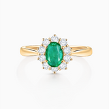 Sortija Irem de Esmeralda y Diamantes 0,50 Cts. en Oro Amarillo de 18 Kt